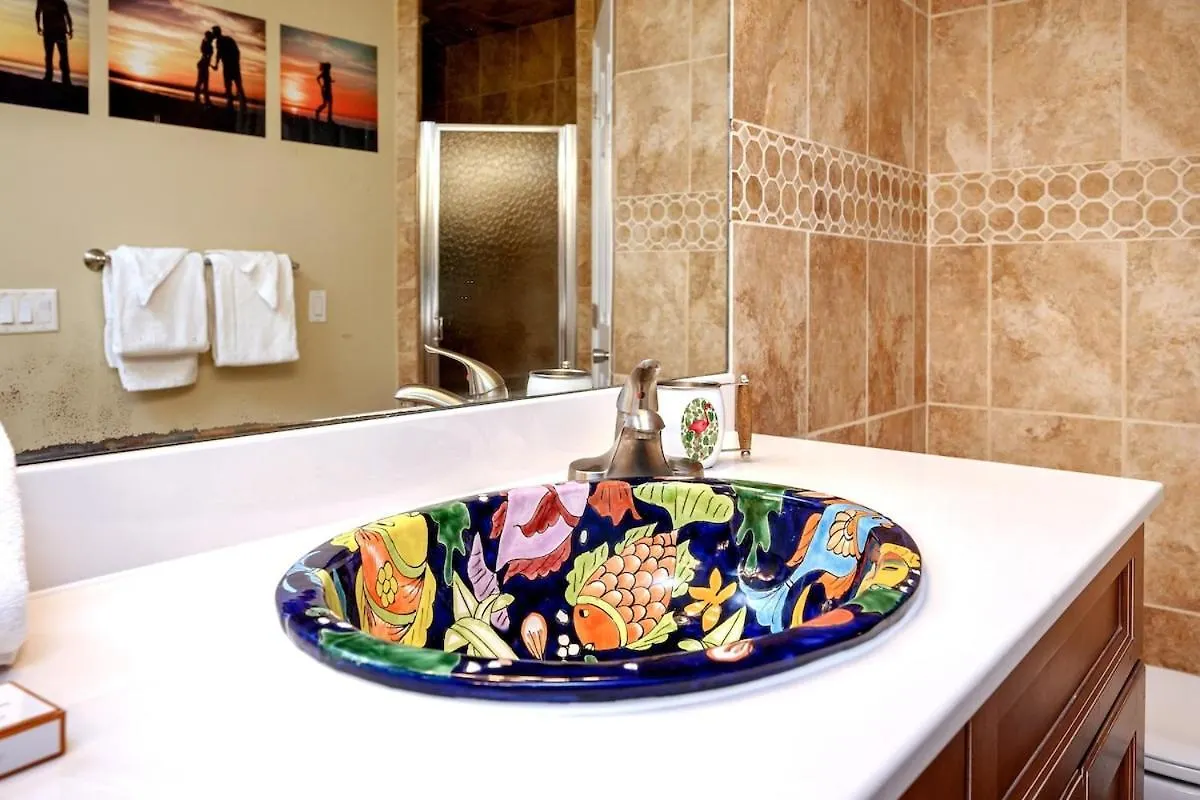 Holiday home Sea-Renity 4 Waterfront Balconies Gated Beach Destin