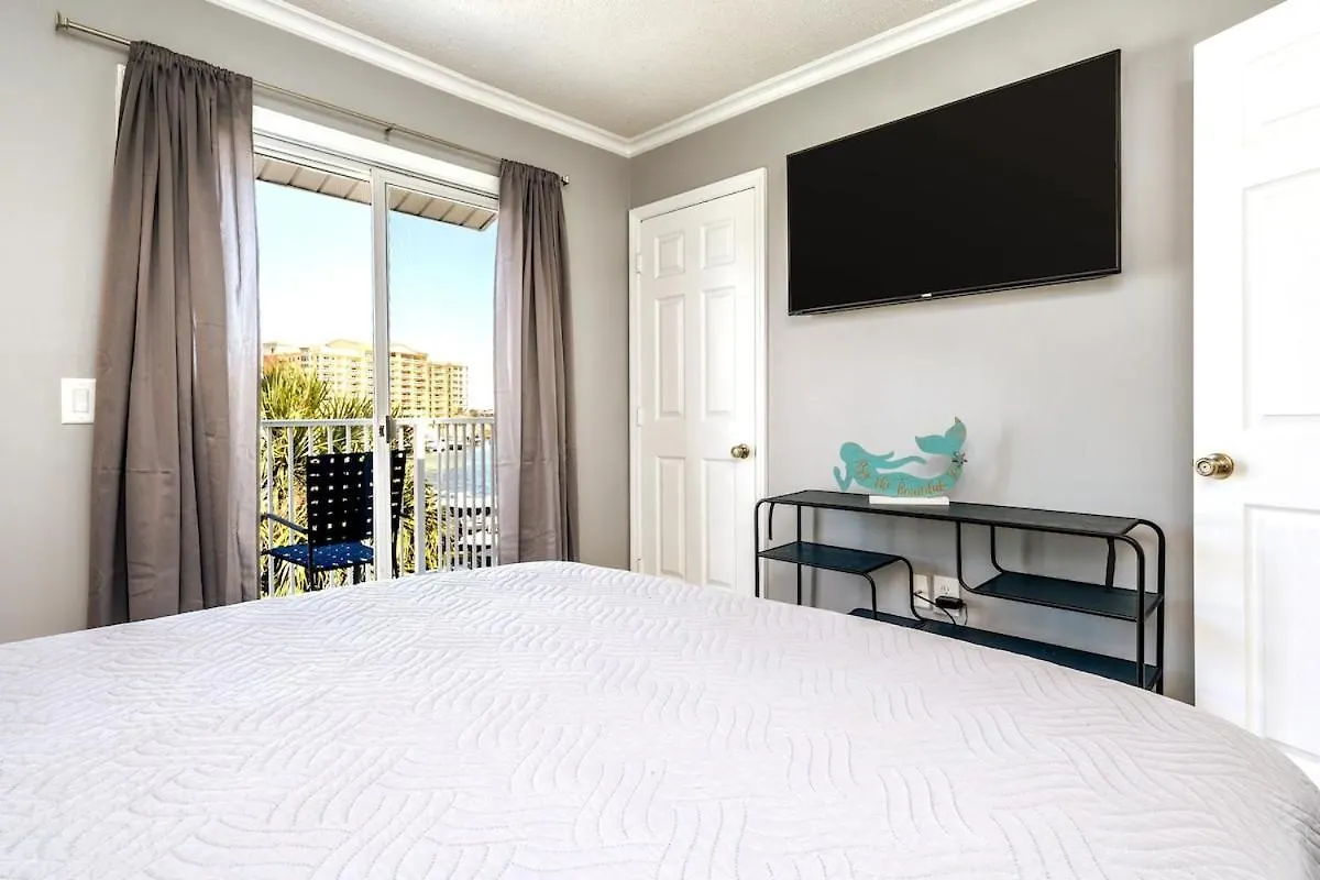 Sea-Renity 4 Waterfront Balconies Gated Beach Destin 0*,  United States